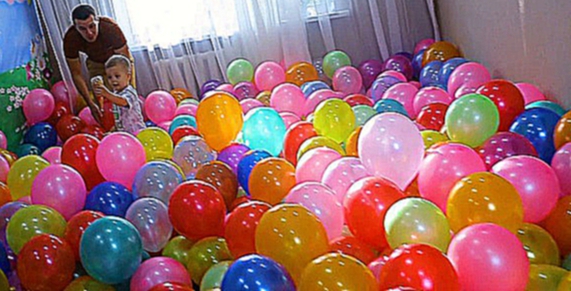 ШОК ВСЯ КВАРТИРА В ШАРИКАХ ищем 100 киндер сюрприз в 1000 шариках