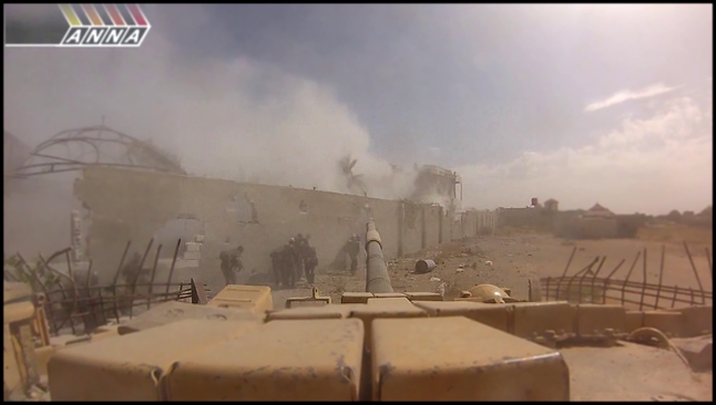 Война в Сирии, 2013 г. Штурм укрепрайона ССА в Дарайе часть 1