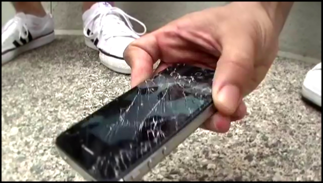 Роняем на гранит: iPhone 4s против Samsung Galaxy S 2